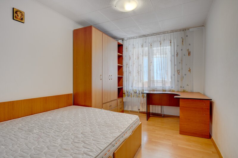 Ghencea, Gheorghe Latea, 4 camere, comision 0%
